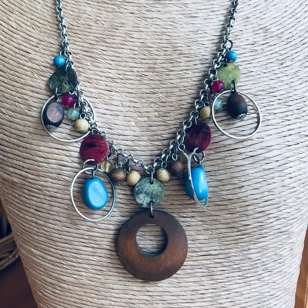 Necklace beads wood metals Shell J18